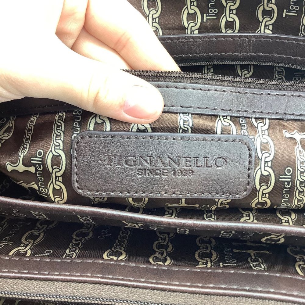 Tignanello Leather Hobo Shoulder Bag Purse Two Tone Brown 9"x12"x5" Stud Feet - Picture 6 of 8